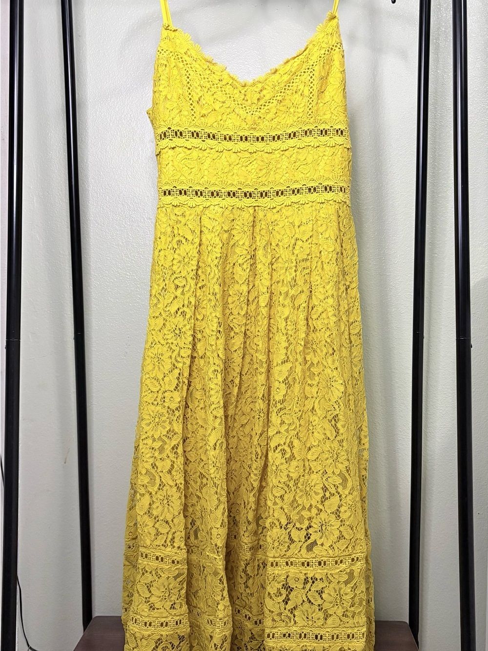 NSR Yellow Lace Maxi Dress Crochet Inset V-Neck Summer Event Women's Size M